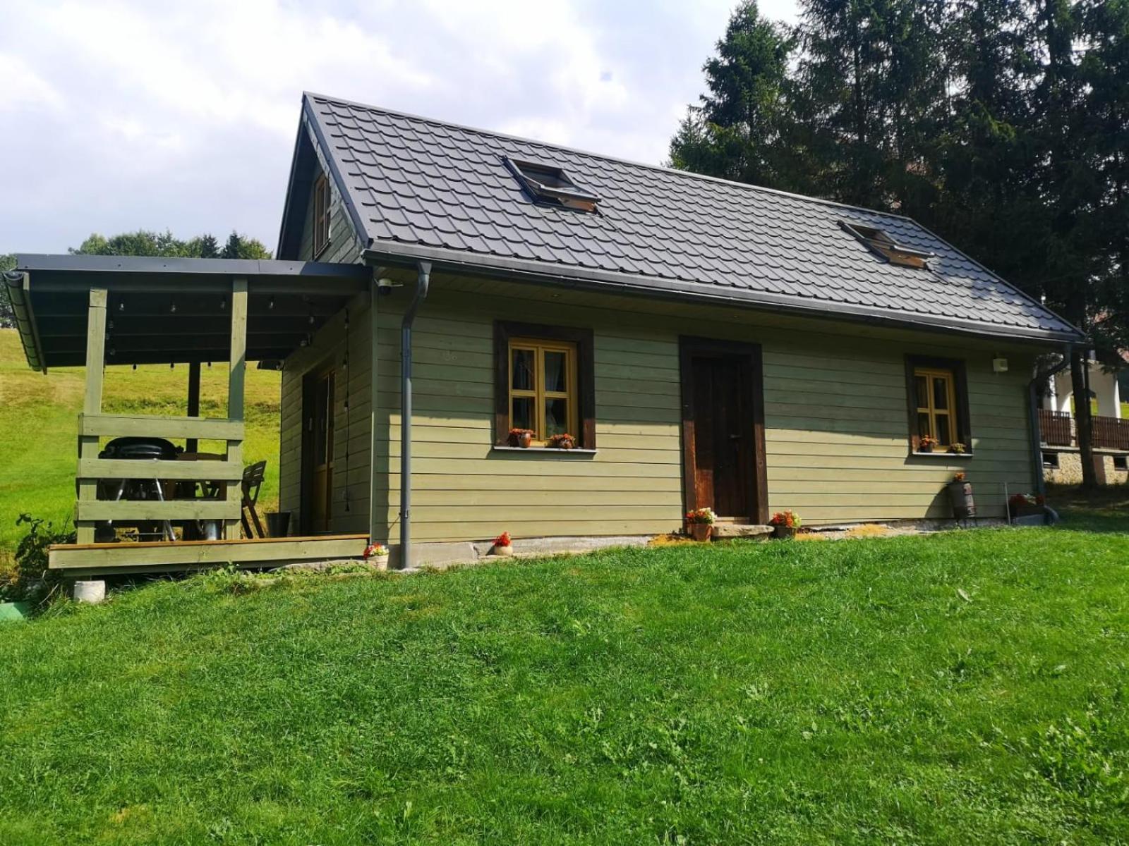 Zielony Domek Holiday home *